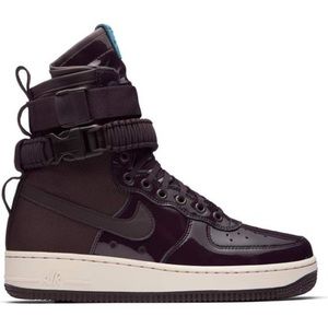 Brand new Nike 6.5 womens